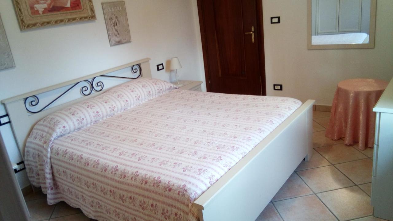 Bed and Breakfast Casa Vacanze L'Agrifoglio Magliolo Zewnętrze zdjęcie